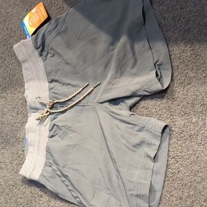 Columbia Court Short